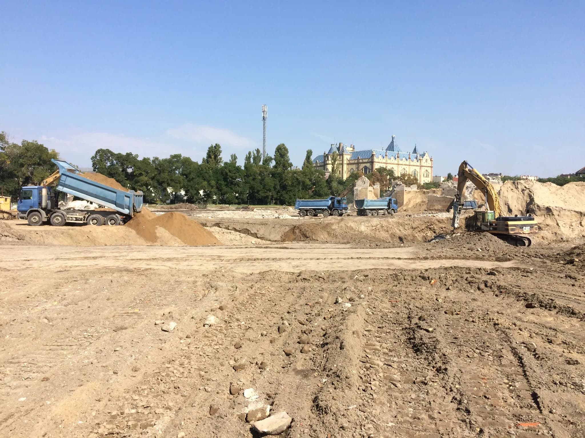 2016 – Puskás Ferenc Stadion bontása és földmunkái