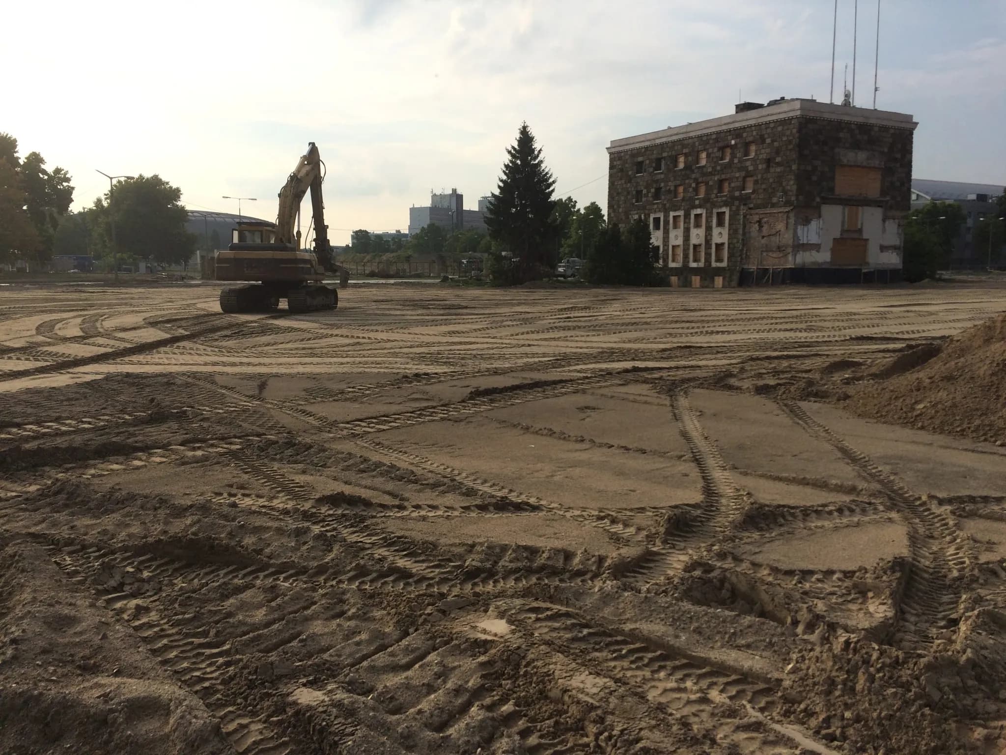 2016 – Puskás Ferenc Stadion bontása és földmunkái