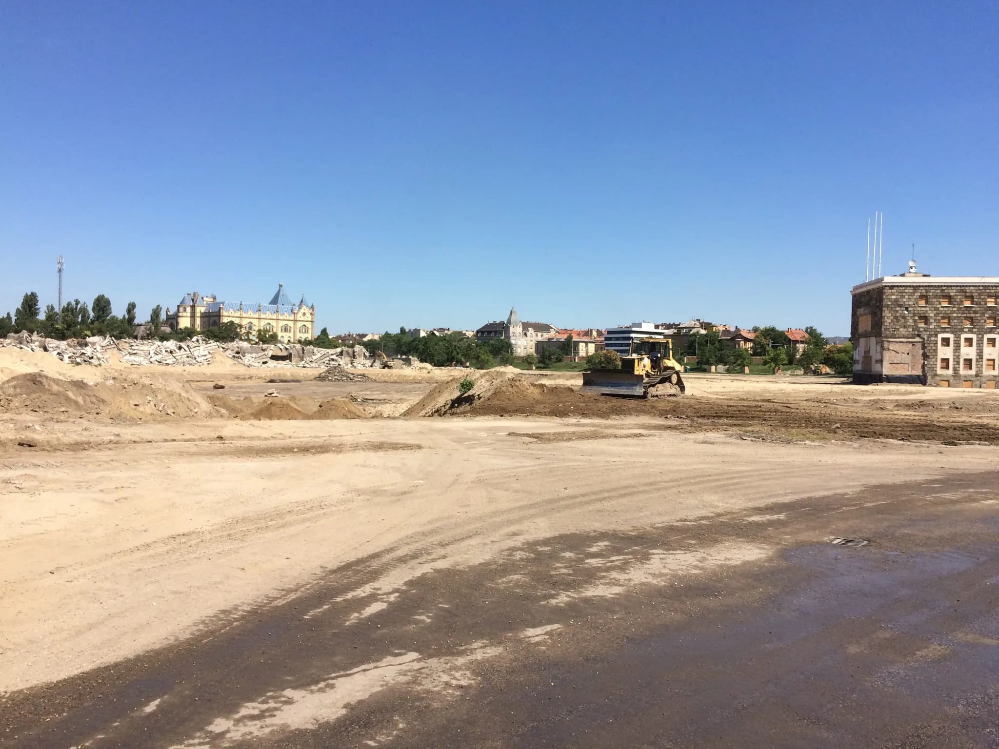 2016 – Puskás Ferenc Stadion bontása és földmunkái