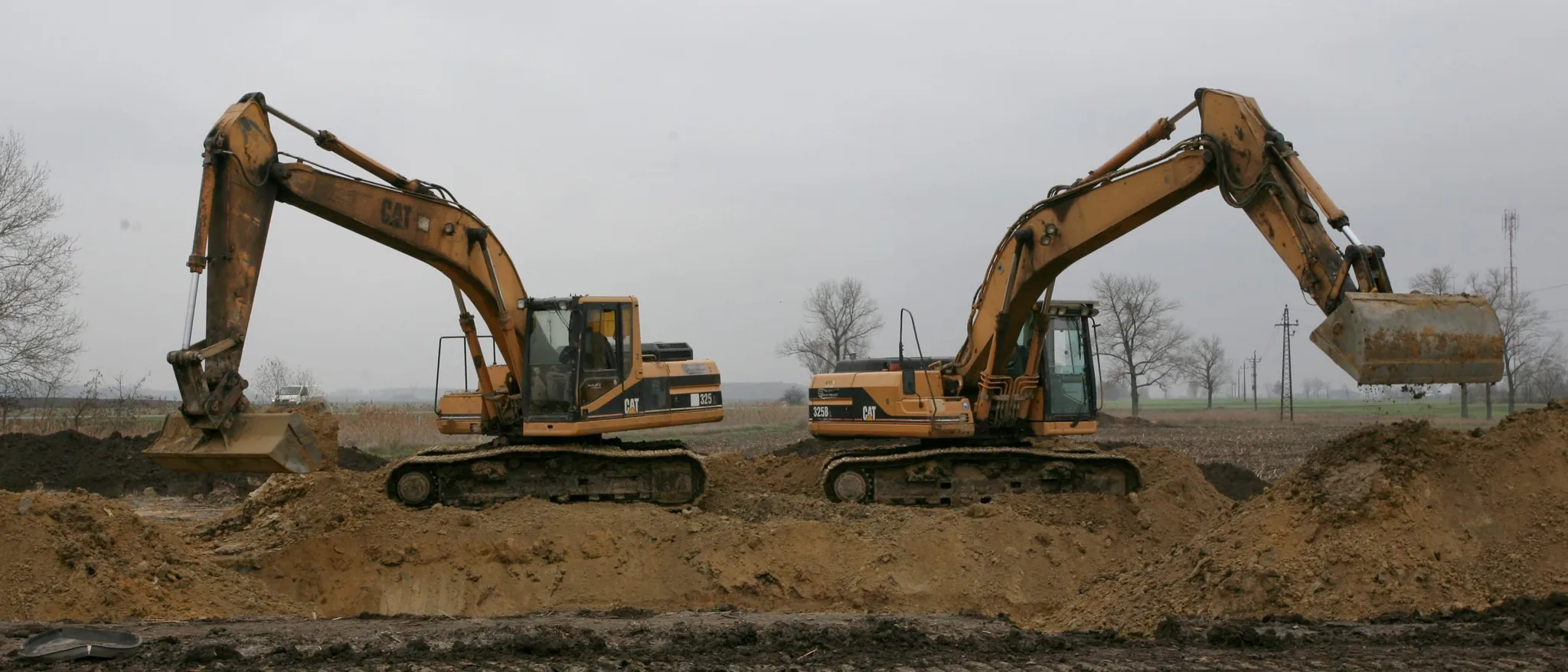 2008 – MOL gázvezeték Országhatár-Beregdaróc-Hajdúszoboszló DN 1000 DN 1400 földmunkái