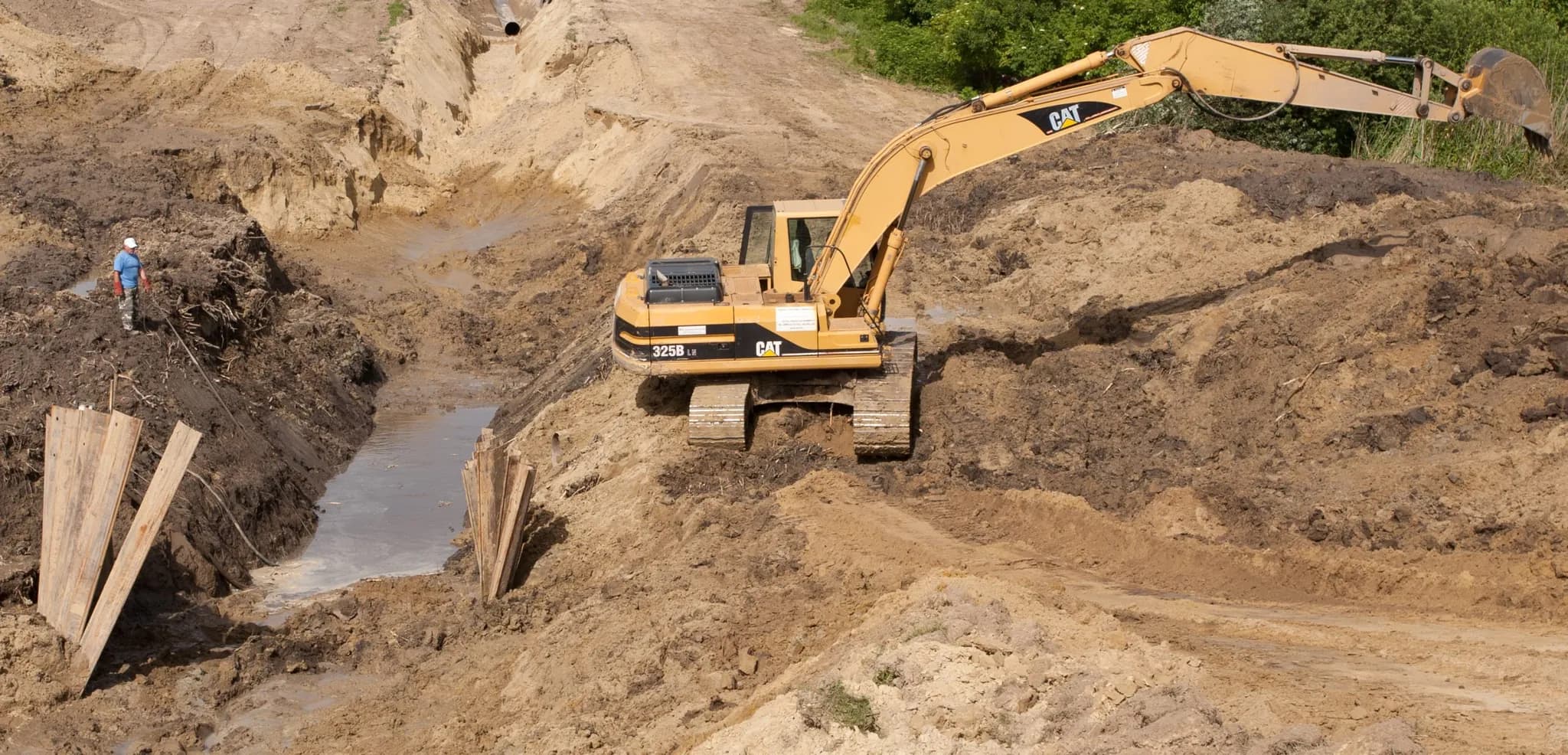 2011 – Horvát tranzit Városföld-Bátmonostor-Drávaszerdahely DN 800 gázvezeték földmunkái