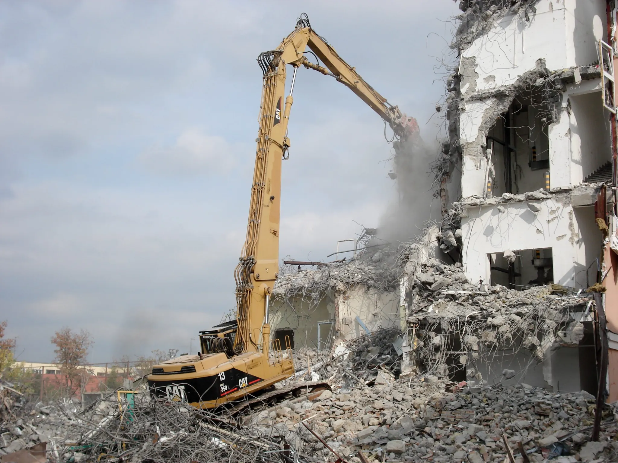 2006 – Egri Dohánygyár bontása