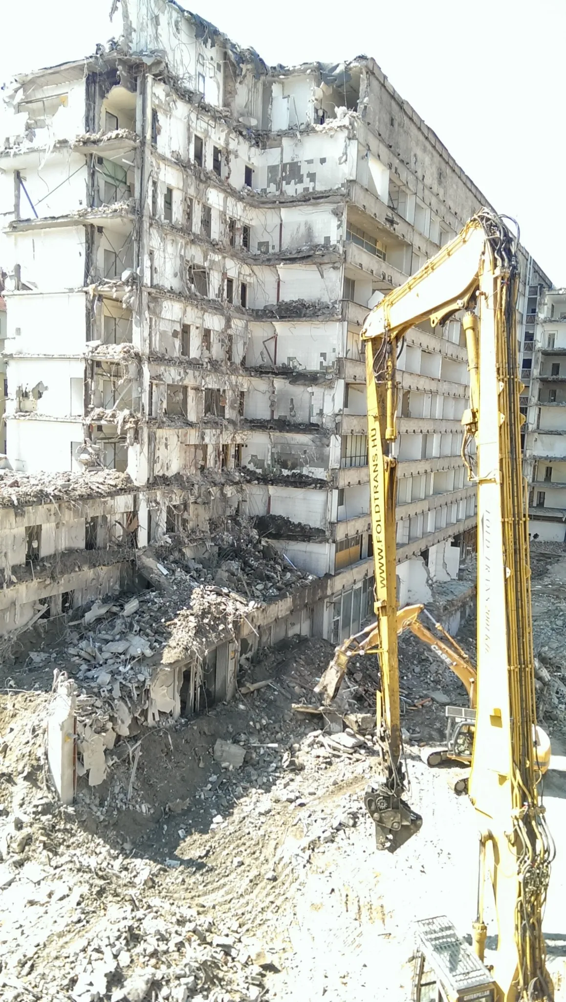 2014 – Ipari Minisztérium bontása